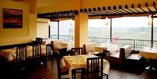 Hotel La Mansion Mapusa Bagian luar foto